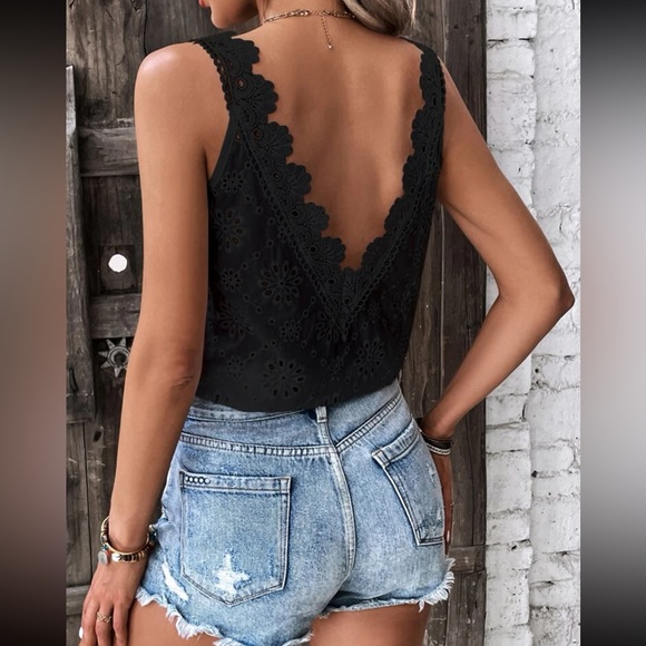 Boho lace open back top - Picture 8 of 16